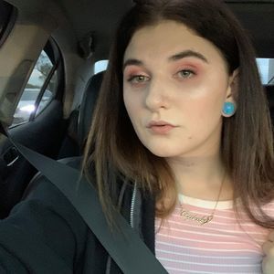 Meet your Posher, Cole